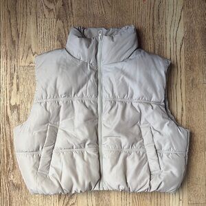 H&M Women's Light Gray Puffer Vest